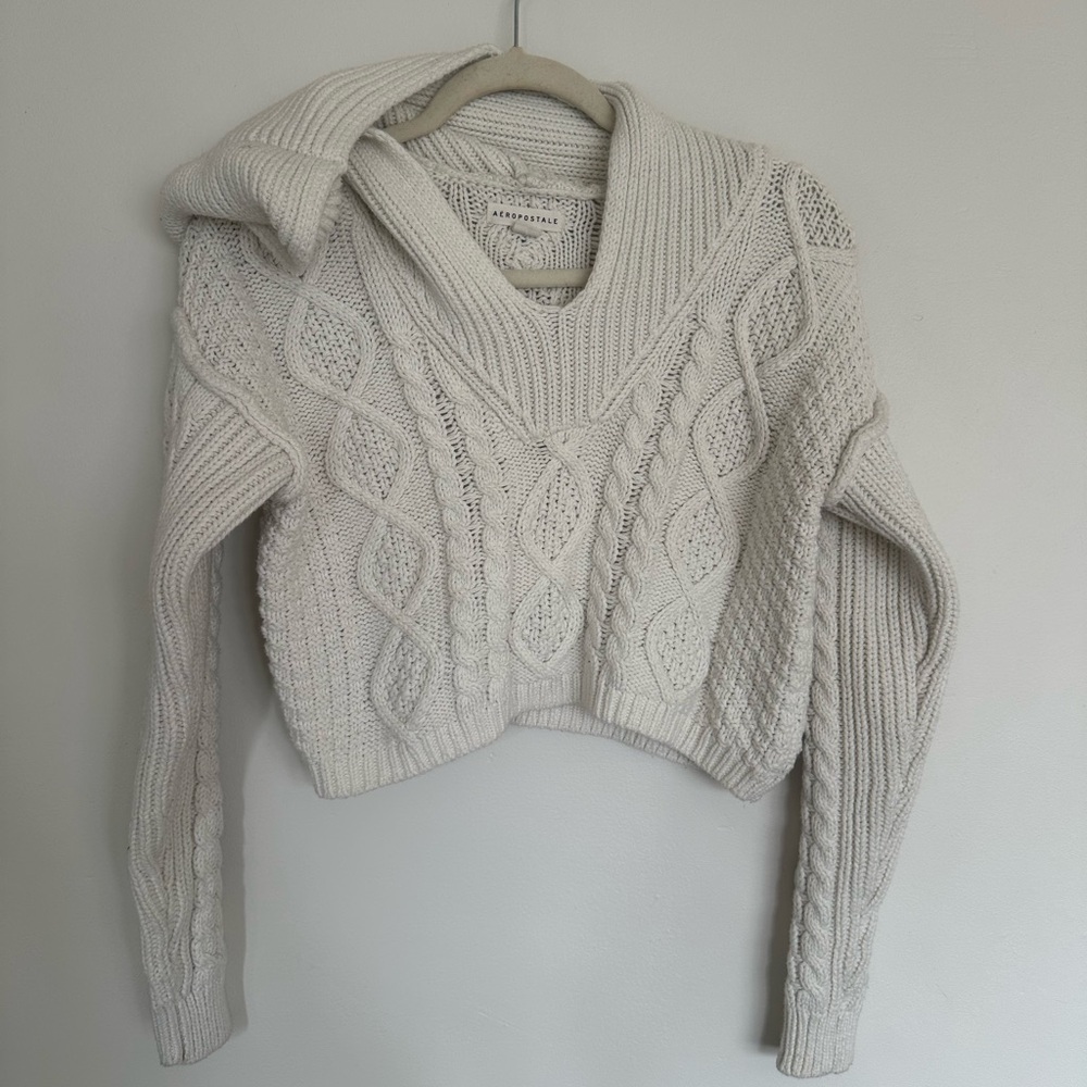 Aeropostale Cable Knit Cropped Hooded Sweater Size M EUC